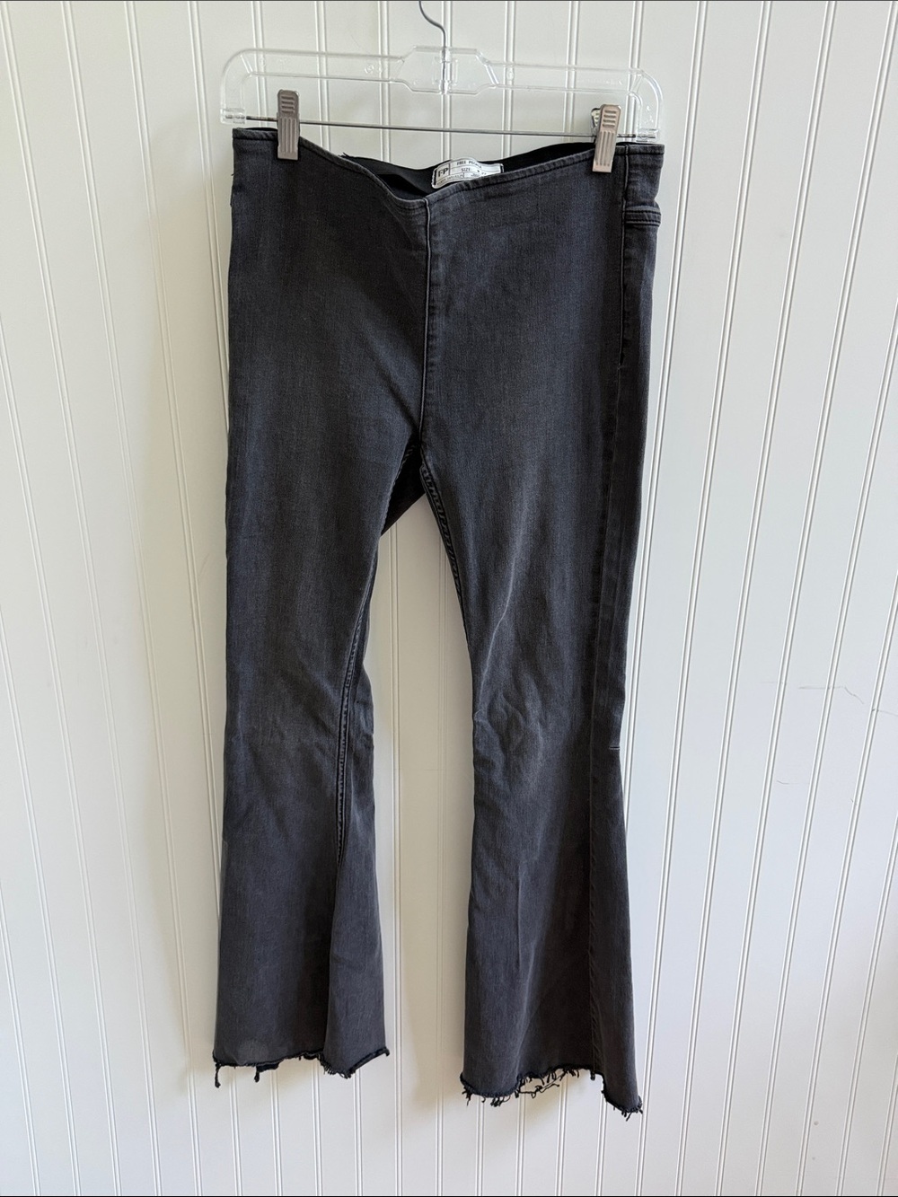 (089)Free People Black Washed Flare Jeans